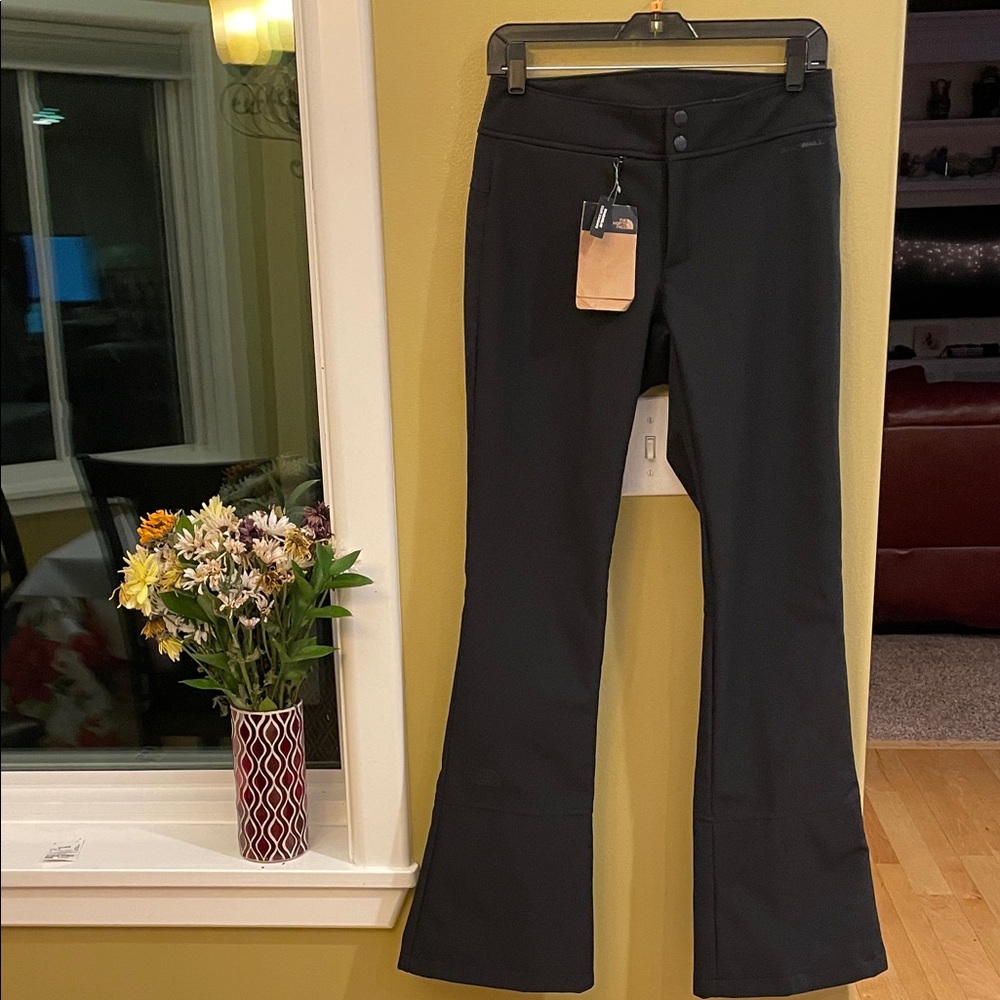 NWT The North Face Black Women's Flared Outdoor Pants